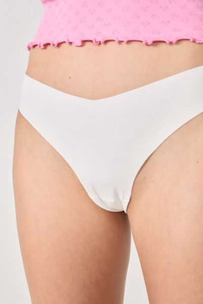 Tanga modelio kelnaitės INVISIBLE W25 (ETAM) 