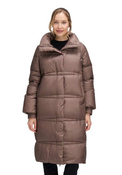 Moteriškas pūkinis paltas (BETTY BARCLAY) 