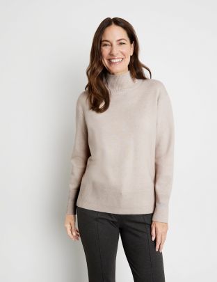 Moteriškas megztinis Smėlio dydis_40